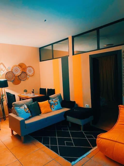 City Central Amazona Appartment Тирана Экстерьер фото